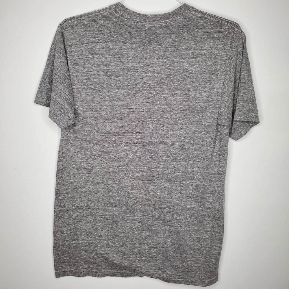 24) DISNEY Mickey Mouse Heathered T-Shirt Sz. M - Picture 4 of 4